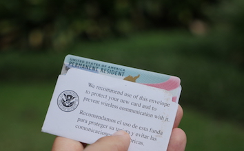 5 façons d'obtenir la green card (+ un plan B) 
5 façons d'obtenir la green card (+ un plan B)